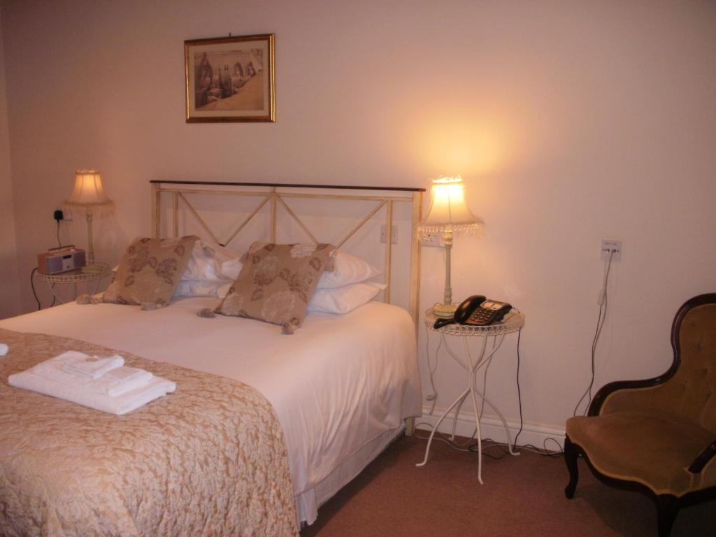Cresswell Arms Hotel Малтън Стая снимка