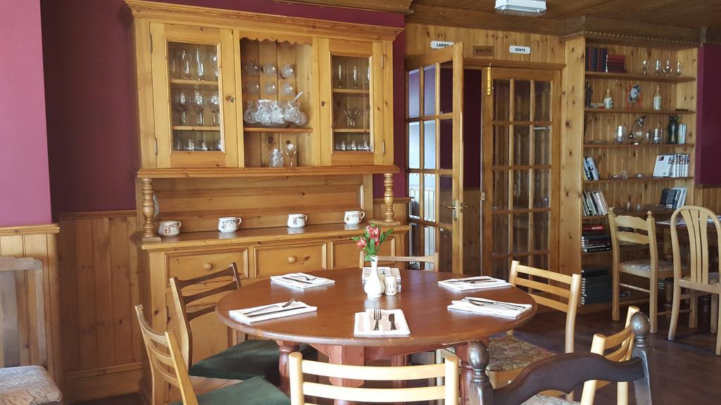 Cresswell Arms Hotel Малтън Екстериор снимка