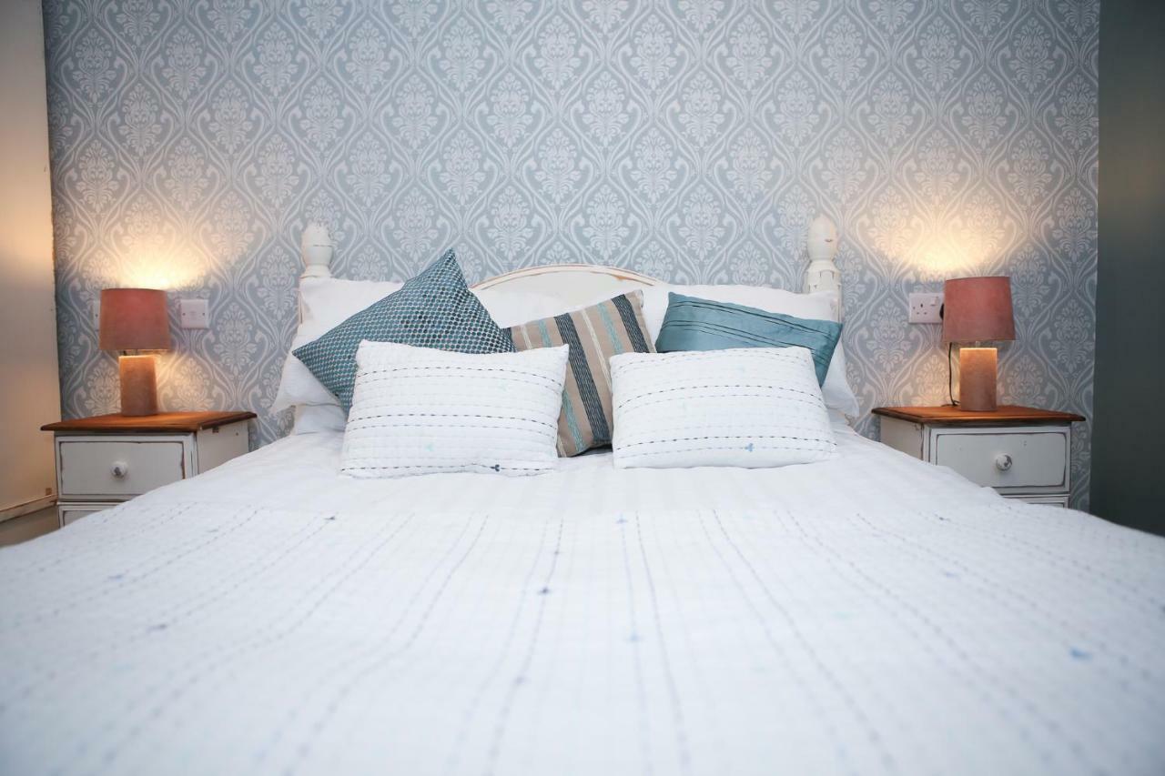 Cresswell Arms Hotel Малтън Екстериор снимка