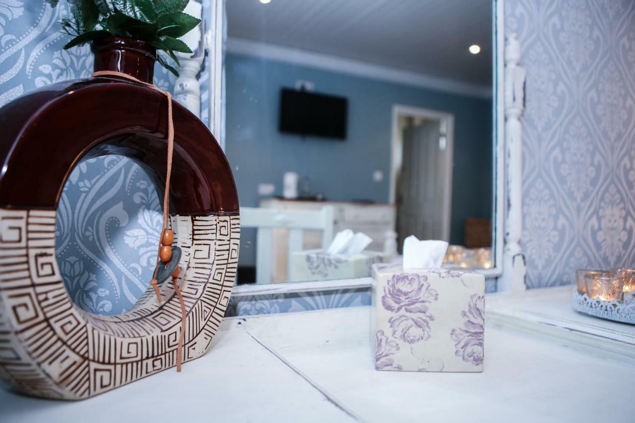 Cresswell Arms Hotel Малтън Екстериор снимка